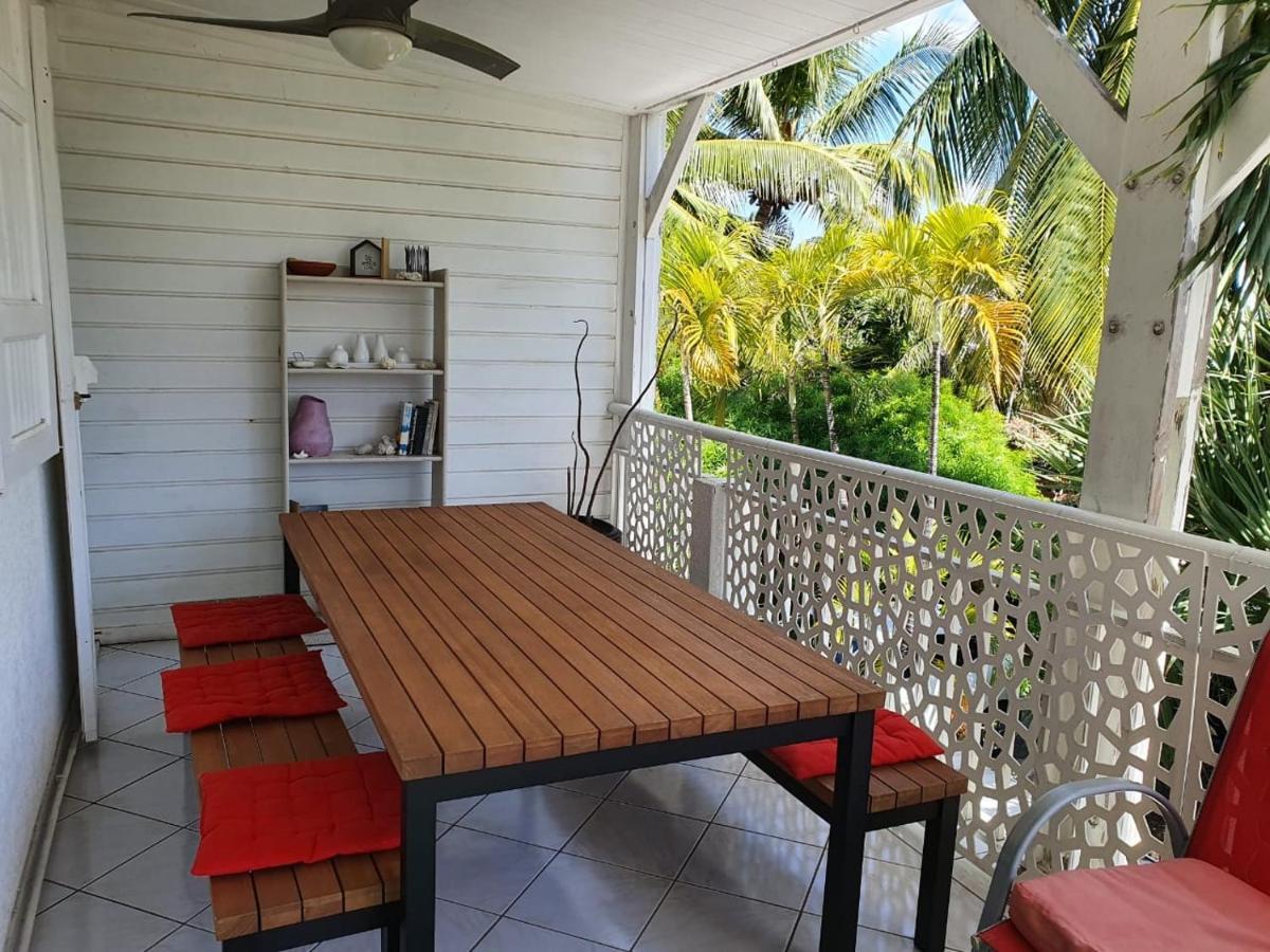 Appart Cocotiers La Saline Les Bains Exterior photo
